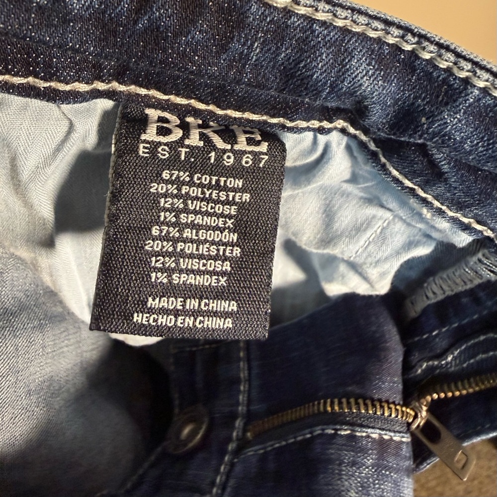 BKE The Buckle Alec Jeans 29x34 dark and light wash faded like new blue jeans - Picture 6 of 6